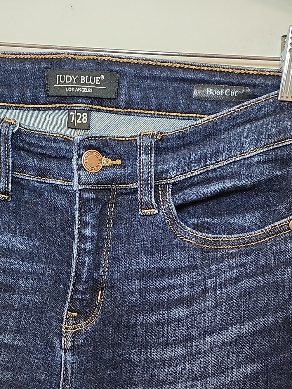 Judy Blue dark wash bootcut jeans subtle whiskering zip fly closure Size 7/28 - Picture 7 of 14